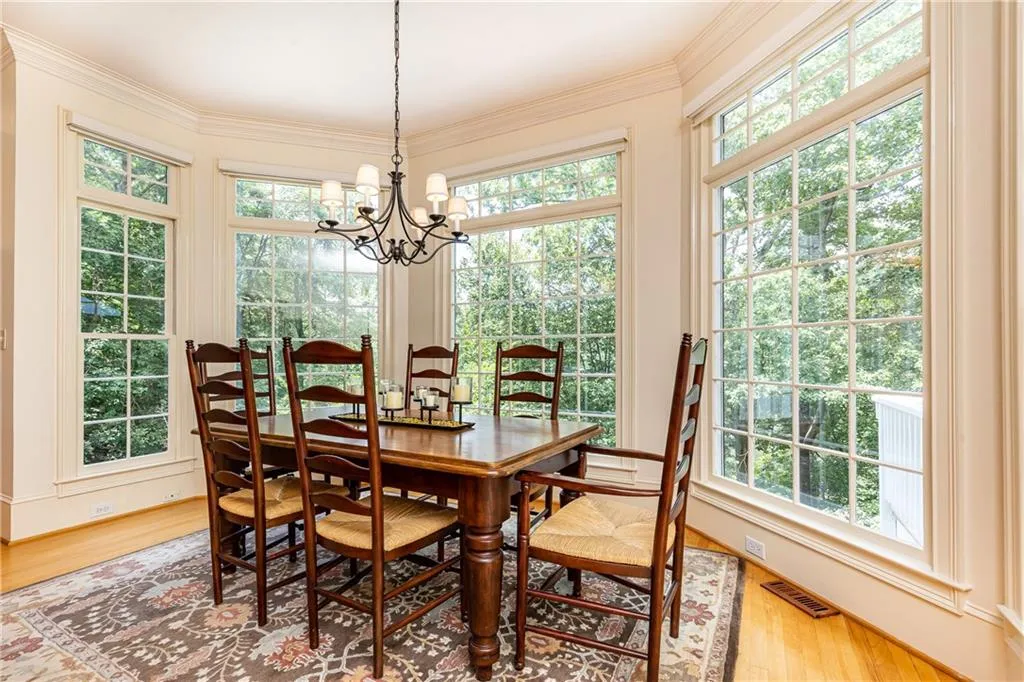 205 Grogans Lake Point, Sandy Springs, Georgia 30350, 4 Bedrooms Bedrooms, ,3 BathroomsBathrooms,Residential,Sold,205 Grogans Lake Point,7234357