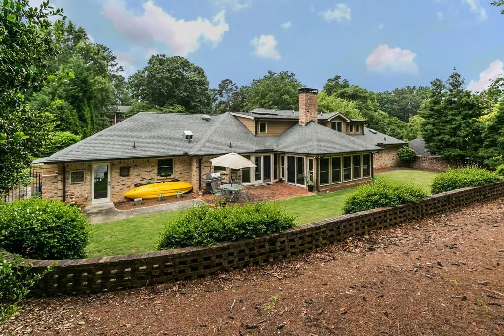 6015 Riverwood Drive, Sandy Springs, Georgia 30328, 4 Bedrooms Bedrooms, ,4 BathroomsBathrooms,Residential,Sold,6015 Riverwood Drive,5995066