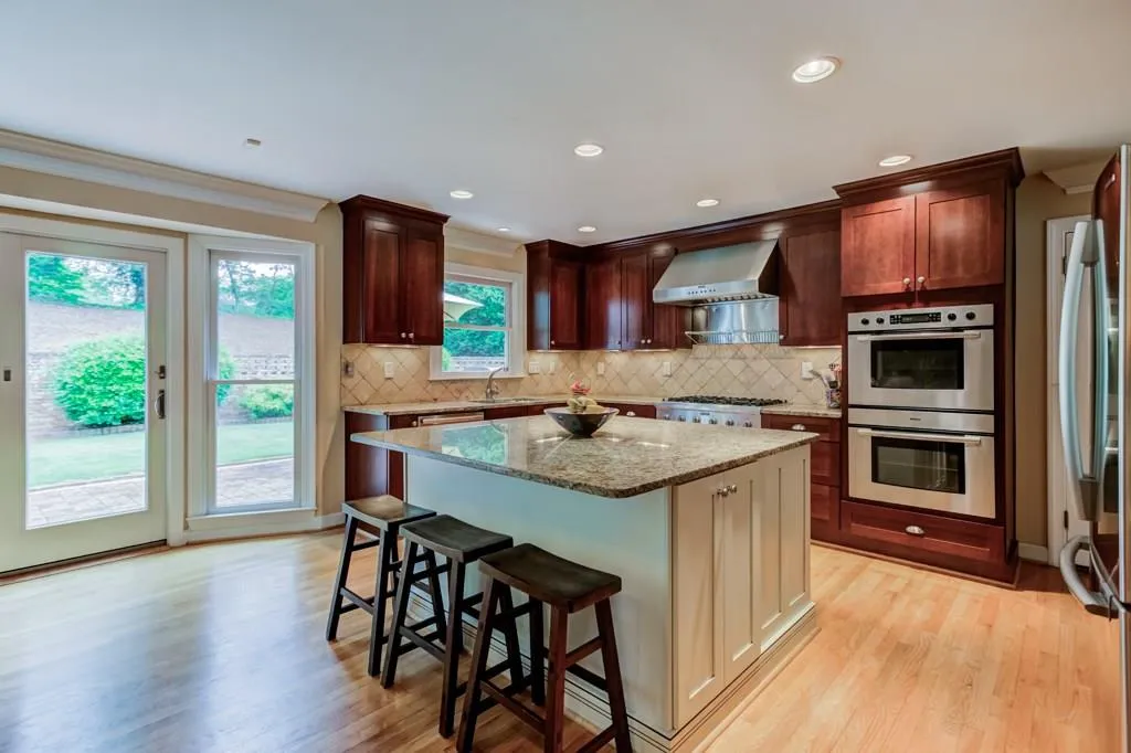 6015 Riverwood Drive, Sandy Springs, Georgia 30328, 4 Bedrooms Bedrooms, ,4 BathroomsBathrooms,Residential,Sold,6015 Riverwood Drive,5995066