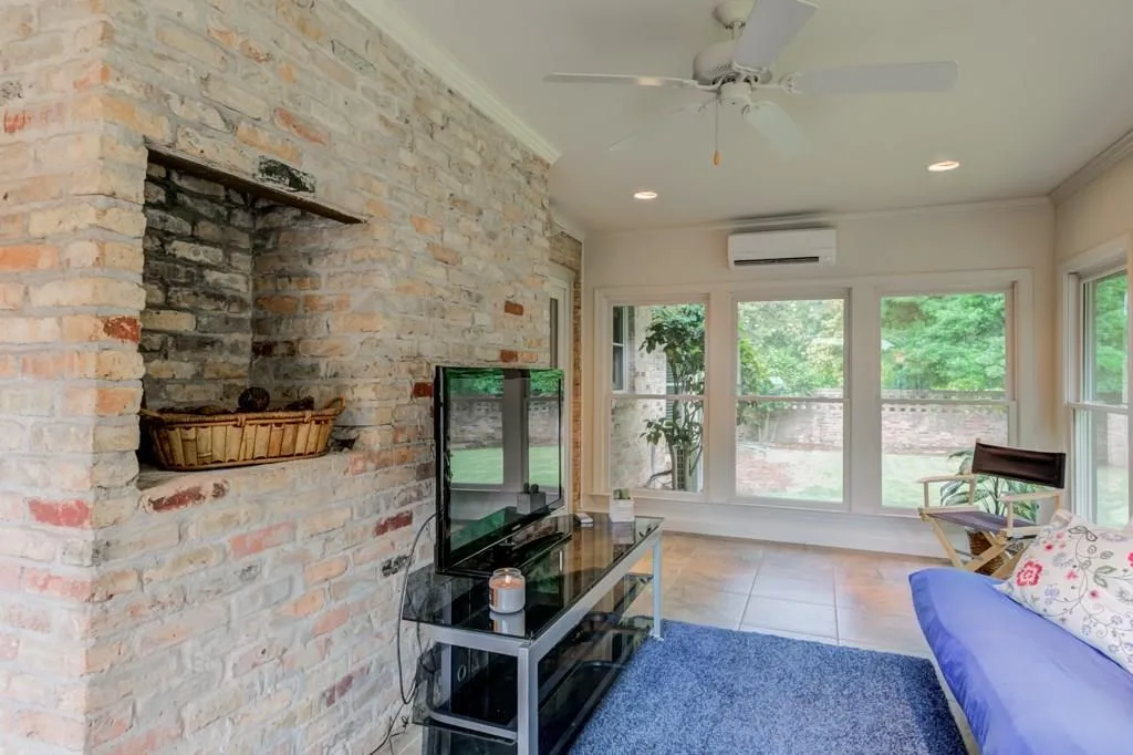 6015 Riverwood Drive, Sandy Springs, Georgia 30328, 4 Bedrooms Bedrooms, ,4 BathroomsBathrooms,Residential,Sold,6015 Riverwood Drive,5995066