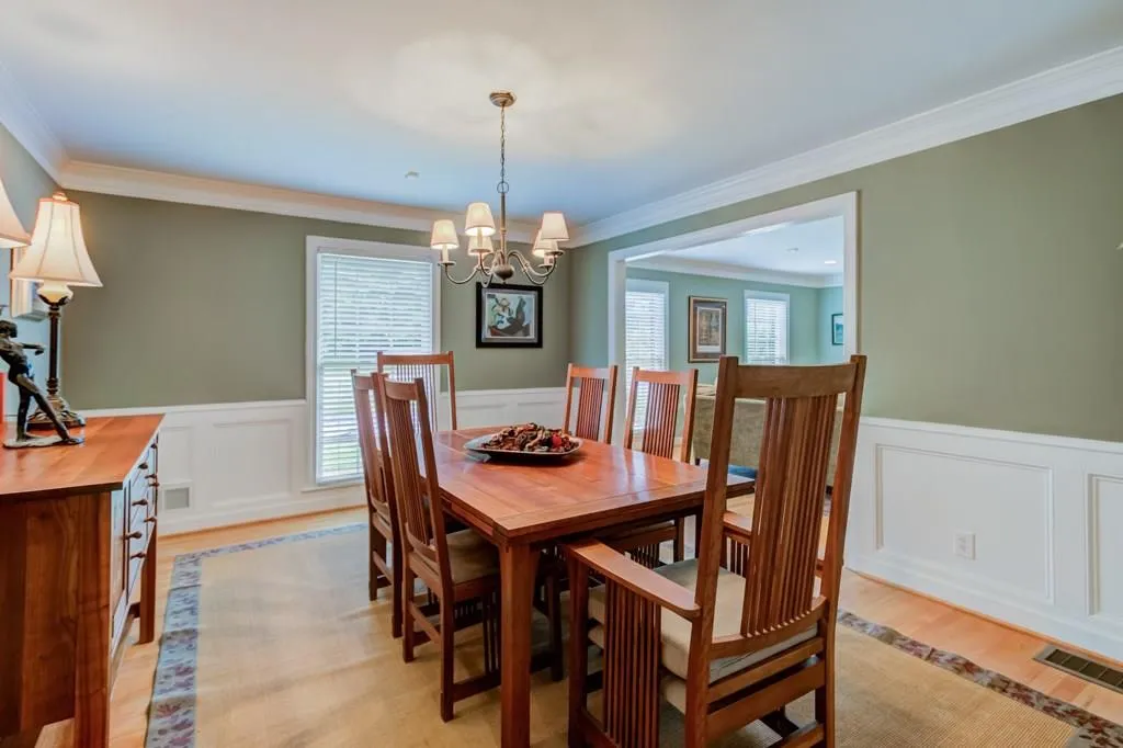 6015 Riverwood Drive, Sandy Springs, Georgia 30328, 4 Bedrooms Bedrooms, ,4 BathroomsBathrooms,Residential,Sold,6015 Riverwood Drive,5995066