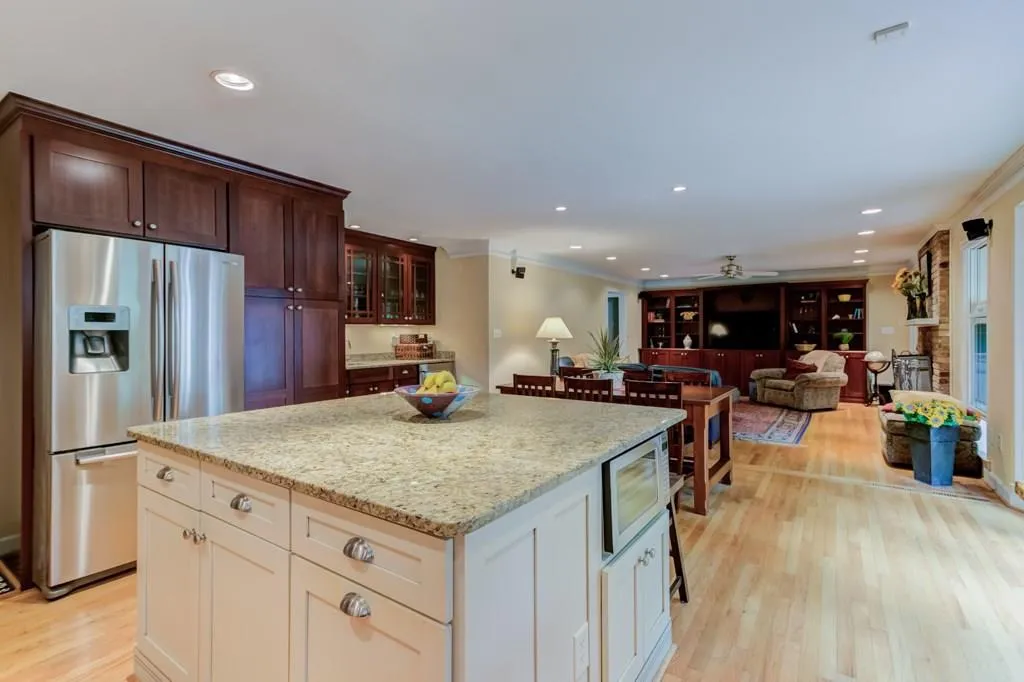 6015 Riverwood Drive, Sandy Springs, Georgia 30328, 4 Bedrooms Bedrooms, ,4 BathroomsBathrooms,Residential,Sold,6015 Riverwood Drive,5995066