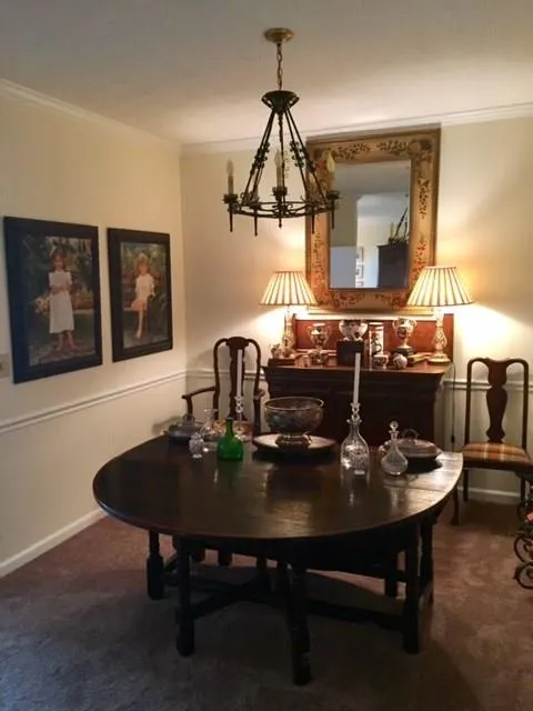 5555 Chemin De Vie, Sandy Springs, Georgia 30342, 2 Bedrooms Bedrooms, ,2 BathroomsBathrooms,Residential,Sold,5555 Chemin De Vie,5957976