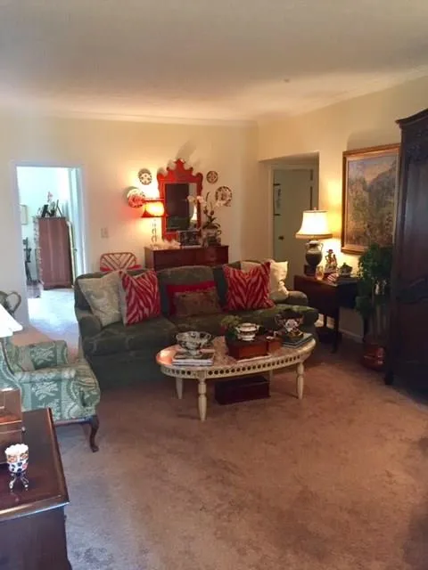 5555 Chemin De Vie, Sandy Springs, Georgia 30342, 2 Bedrooms Bedrooms, ,2 BathroomsBathrooms,Residential,Sold,5555 Chemin De Vie,5957976