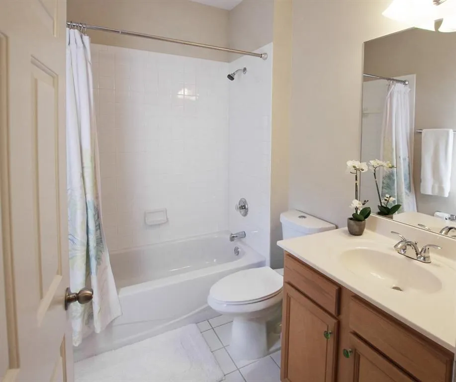 1200 Wing Street Unit 9, Sandy Springs, Georgia 30350, 3 Bedrooms Bedrooms, ,3 BathroomsBathrooms,Residential,Sold,1200 Wing Street Unit 9,6613025