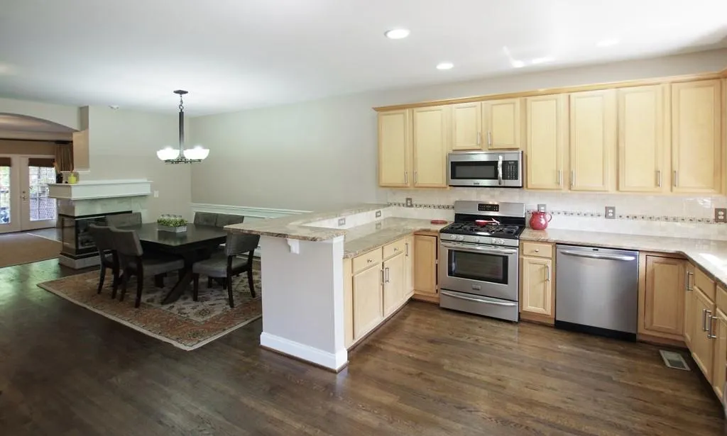 1200 Wing Street Unit 9, Sandy Springs, Georgia 30350, 3 Bedrooms Bedrooms, ,3 BathroomsBathrooms,Residential,Sold,1200 Wing Street Unit 9,6613025