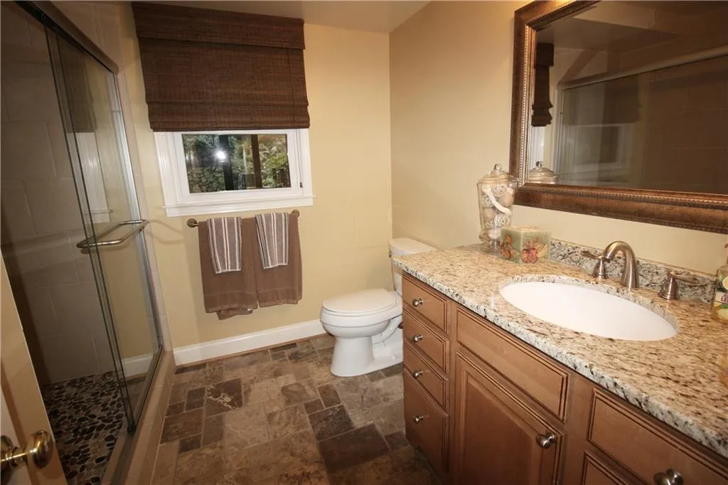 320 Quiet Water Lane, Sandy Springs, Georgia 30350, 5 Bedrooms Bedrooms, ,4 BathroomsBathrooms,Residential,Sold,320 Quiet Water Lane,6720463