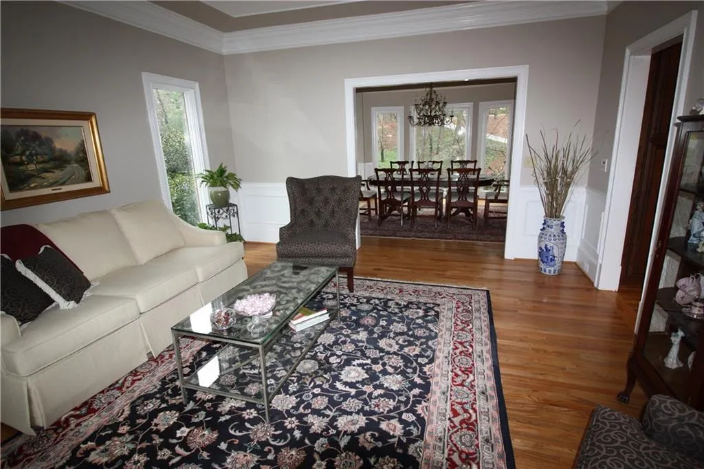 320 Quiet Water Lane, Sandy Springs, Georgia 30350, 5 Bedrooms Bedrooms, ,4 BathroomsBathrooms,Residential,Sold,320 Quiet Water Lane,6720463