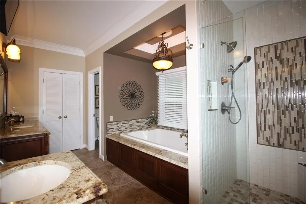 320 Quiet Water Lane, Sandy Springs, Georgia 30350, 5 Bedrooms Bedrooms, ,4 BathroomsBathrooms,Residential,Sold,320 Quiet Water Lane,6720463