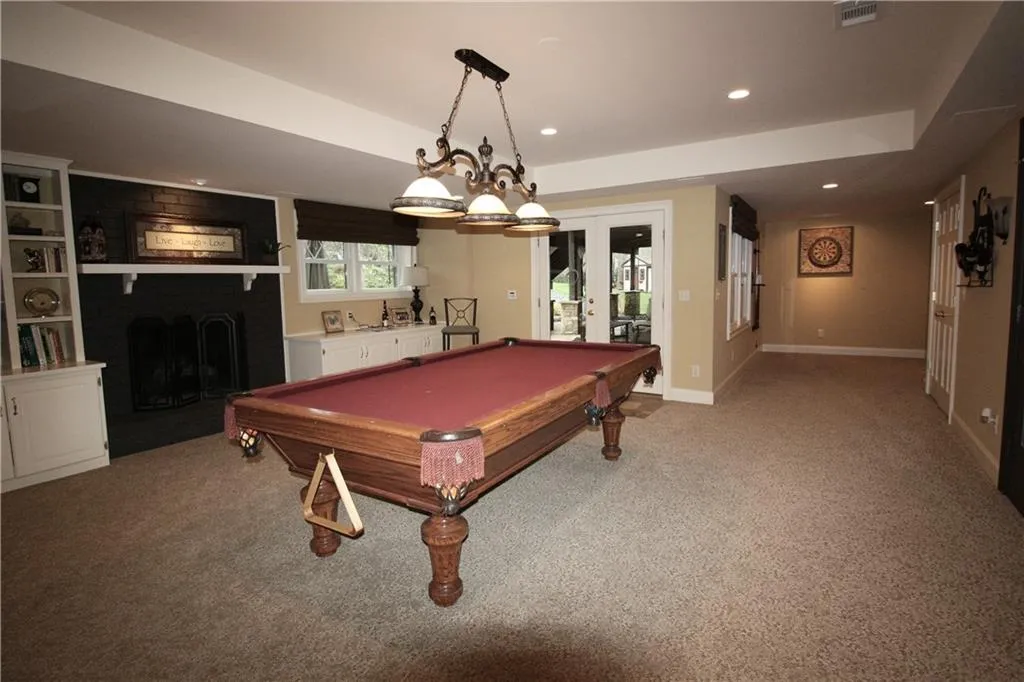 320 Quiet Water Lane, Sandy Springs, Georgia 30350, 5 Bedrooms Bedrooms, ,4 BathroomsBathrooms,Residential,Sold,320 Quiet Water Lane,6720463