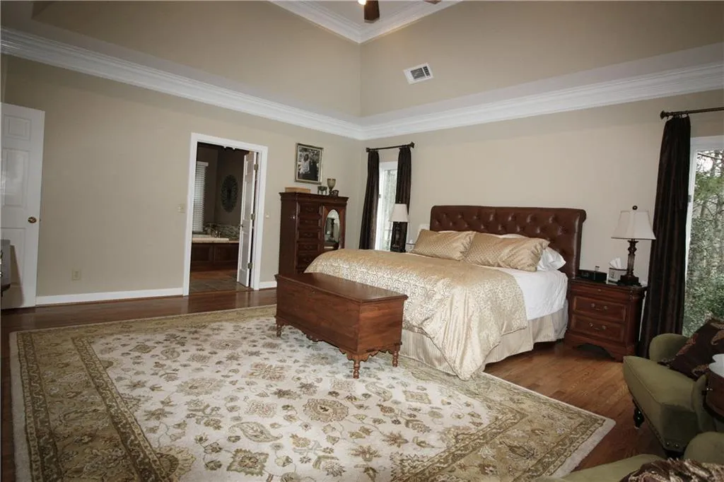 320 Quiet Water Lane, Sandy Springs, Georgia 30350, 5 Bedrooms Bedrooms, ,4 BathroomsBathrooms,Residential,Sold,320 Quiet Water Lane,6720463