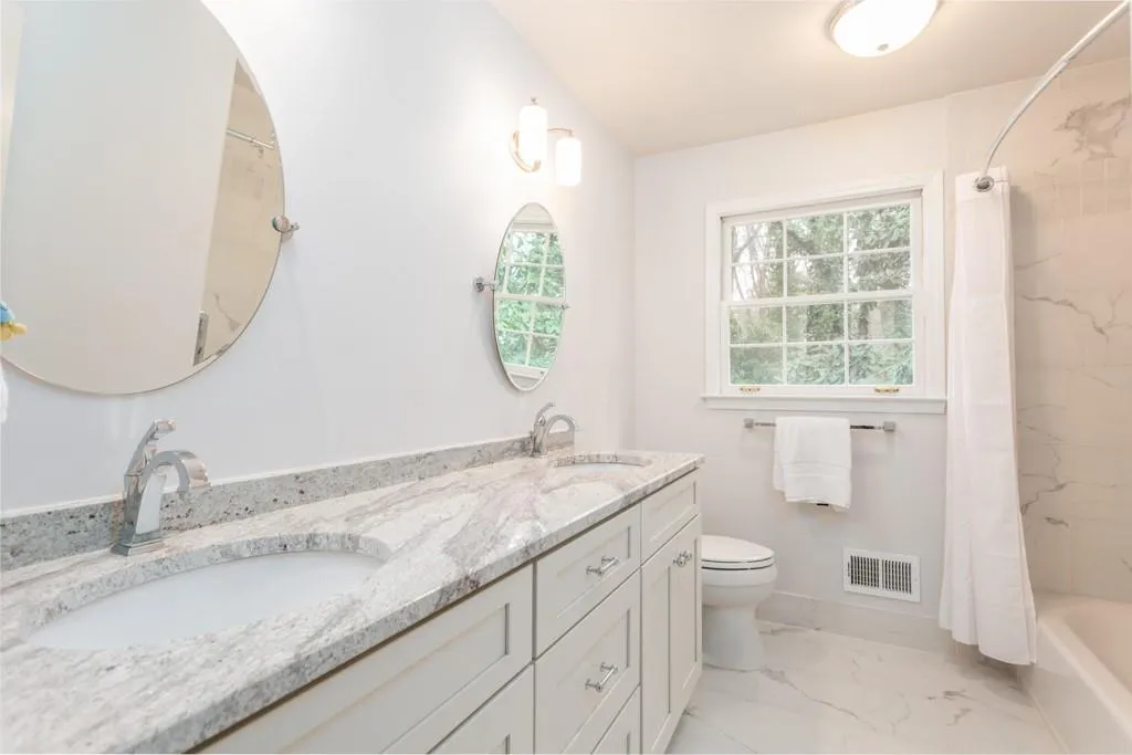 6445 Tanacrest Court, Sandy Springs, Georgia 30328, 5 Bedrooms Bedrooms, ,2 BathroomsBathrooms,Residential,Sold,6445 Tanacrest Court,6518518