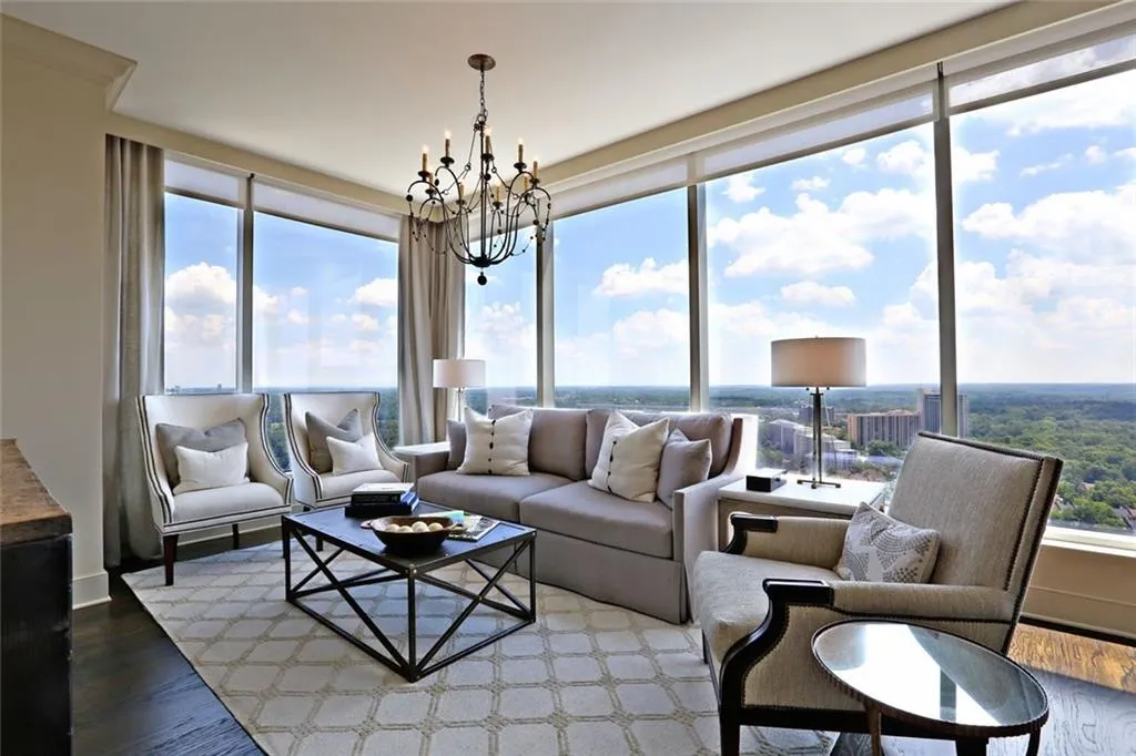 3630 Peachtree Road Ne Unit 2308, Atlanta, Georgia 30326, 1 Bedroom Bedrooms, ,1 BathroomBathrooms,Residential,Sold,3630 Peachtree Road Ne Unit 2308,5700043