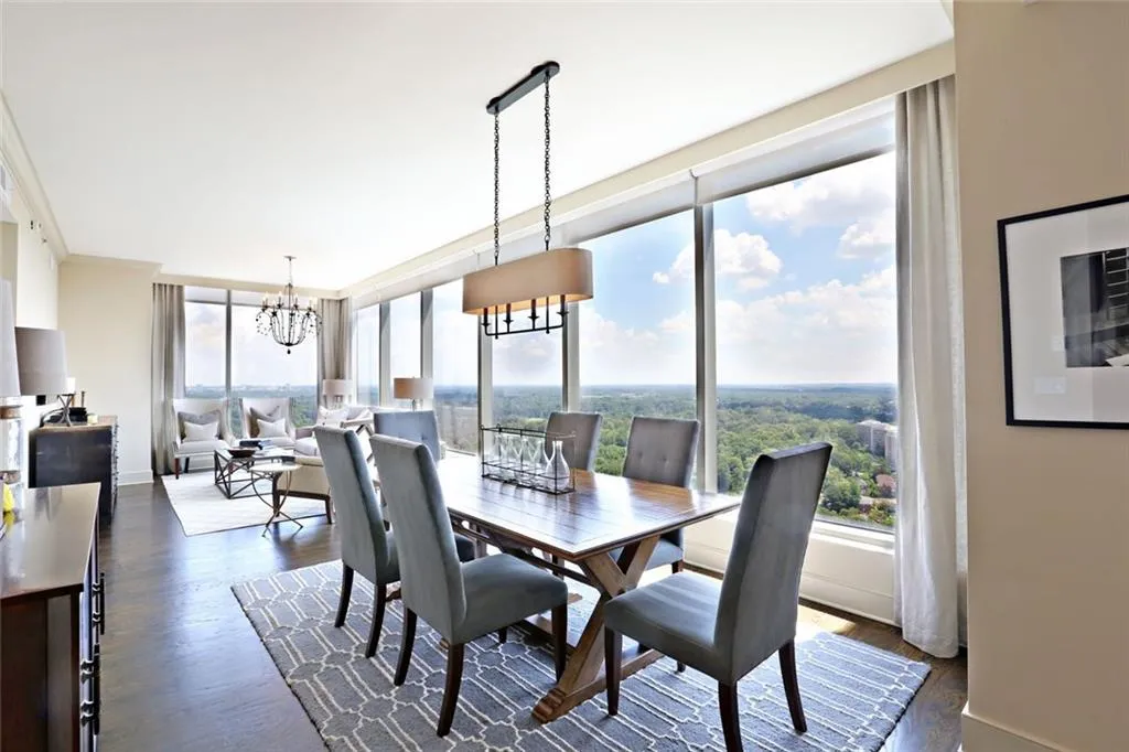 3630 Peachtree Road Ne Unit 2308, Atlanta, Georgia 30326, 1 Bedroom Bedrooms, ,1 BathroomBathrooms,Residential,Sold,3630 Peachtree Road Ne Unit 2308,5700043