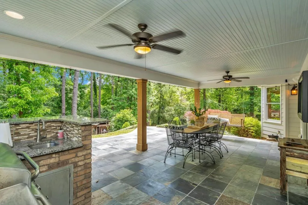 265 Stone Mill Trail, Sandy Springs, Georgia 30328, 6 Bedrooms Bedrooms, ,5 BathroomsBathrooms,Residential,Sold,265 Stone Mill Trail,6725619