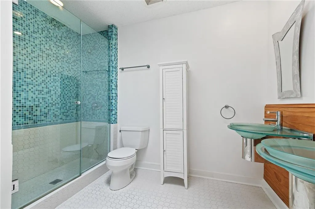 244 13th Street Ne Unit 310, Atlanta, Georgia 30309, 2 Bedrooms Bedrooms, ,2 BathroomsBathrooms,Residential,For Sale,244 13th Street Ne Unit 310,7556668