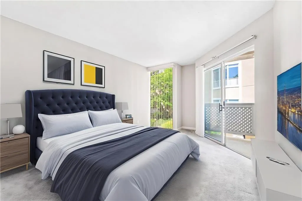 244 13th Street Ne Unit 310, Atlanta, Georgia 30309, 2 Bedrooms Bedrooms, ,2 BathroomsBathrooms,Residential,For Sale,244 13th Street Ne Unit 310,7556668