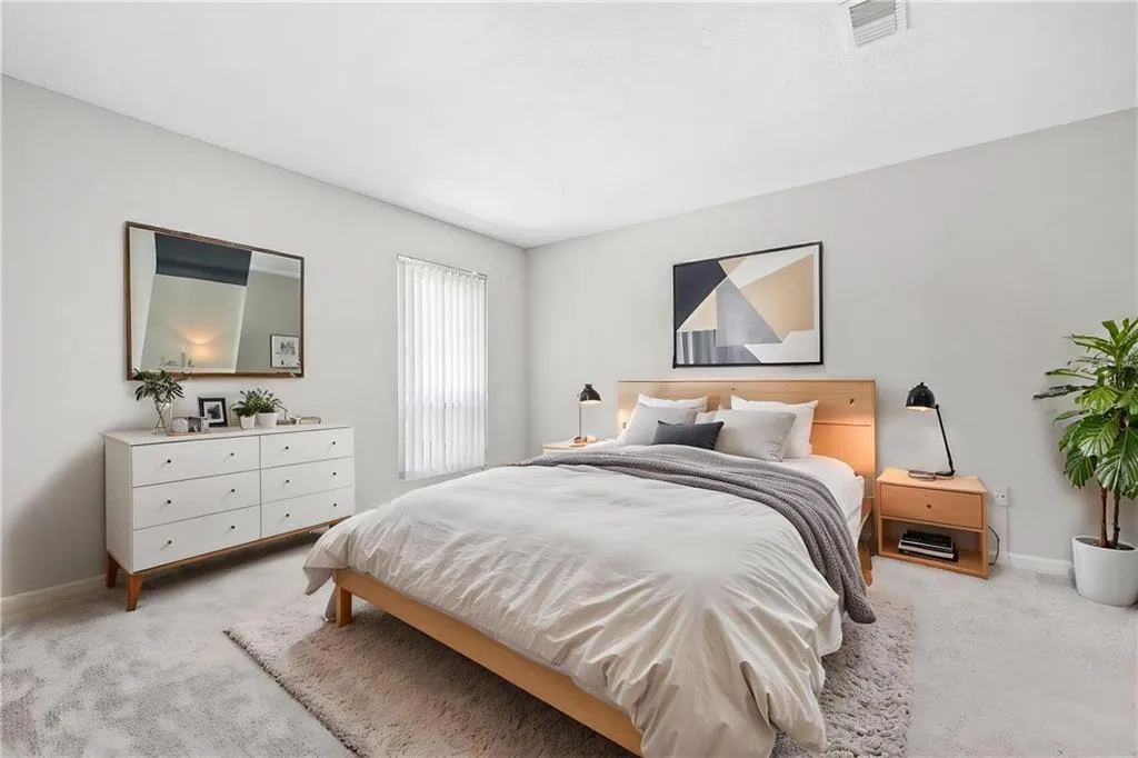 244 13th Street Ne Unit 310, Atlanta, Georgia 30309, 2 Bedrooms Bedrooms, ,2 BathroomsBathrooms,Residential,For Sale,244 13th Street Ne Unit 310,7556668
