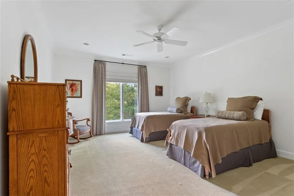 4745 Riverview Road, Atlanta, Georgia 30327, 5 Bedrooms Bedrooms, ,5 BathroomsBathrooms,Residential,Sold,4745 Riverview Road,6788110