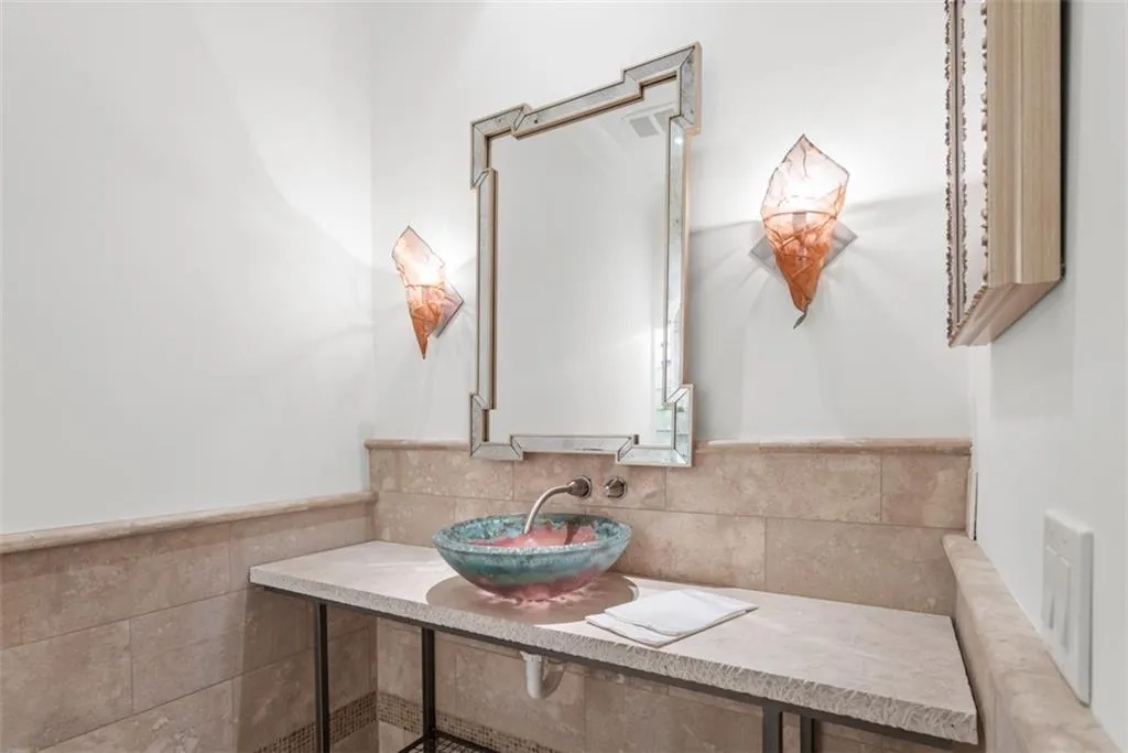 4745 Riverview Road, Atlanta, Georgia 30327, 5 Bedrooms Bedrooms, ,5 BathroomsBathrooms,Residential,Sold,4745 Riverview Road,6788110