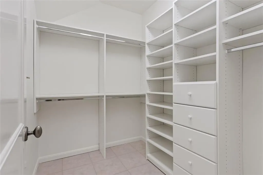 4745 Riverview Road, Atlanta, Georgia 30327, 5 Bedrooms Bedrooms, ,5 BathroomsBathrooms,Residential,Sold,4745 Riverview Road,6788110