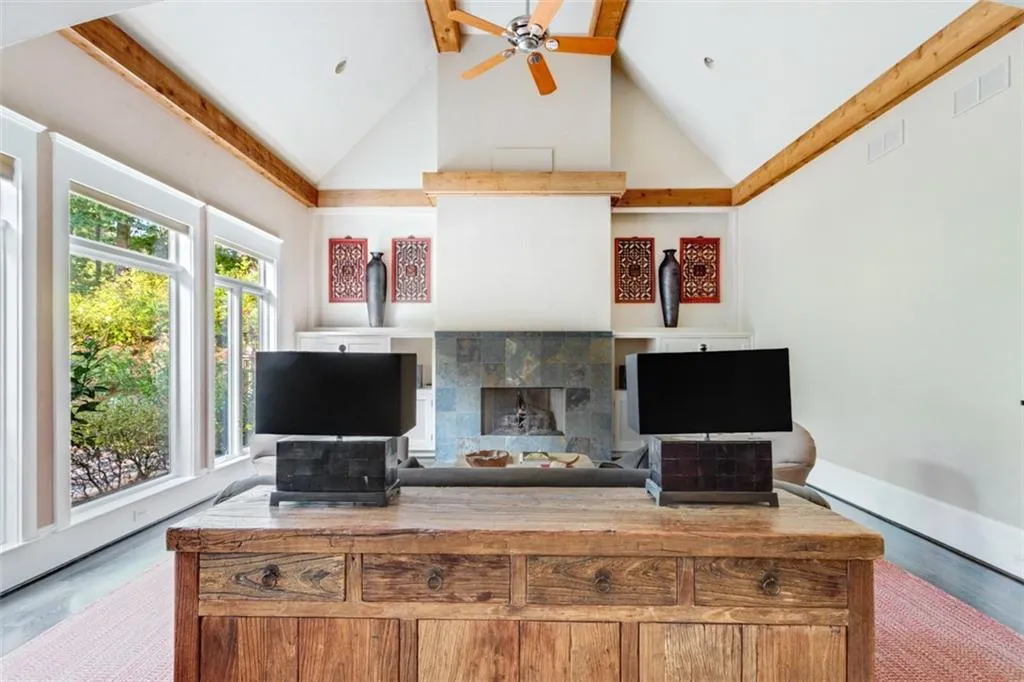 4745 Riverview Road, Atlanta, Georgia 30327, 5 Bedrooms Bedrooms, ,5 BathroomsBathrooms,Residential,Sold,4745 Riverview Road,6788110