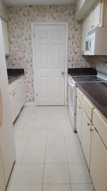 3010 Wingate Way Unit 3010, Sandy Springs, Georgia 30350, 1 Bedroom Bedrooms, ,1 BathroomBathrooms,Residential,Sold,3010 Wingate Way Unit 3010,5722396