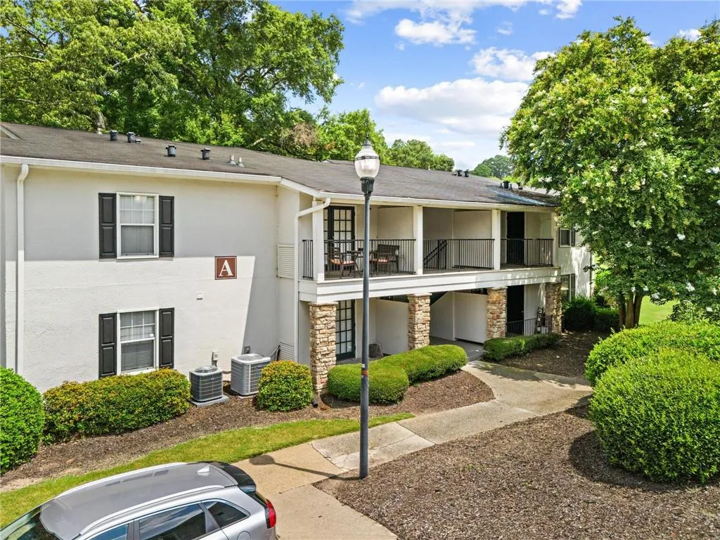 1150 Collier Road Nw Unit A10, Atlanta, Georgia 30318, 1 Bedroom Bedrooms, ,1 BathroomBathrooms,Residential,For Sale,1150 Collier Road Nw Unit A10,7612955