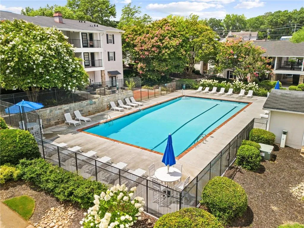 1150 Collier Road Nw Unit A10, Atlanta, Georgia 30318, 1 Bedroom Bedrooms, ,1 BathroomBathrooms,Residential,For Sale,1150 Collier Road Nw Unit A10,7612955