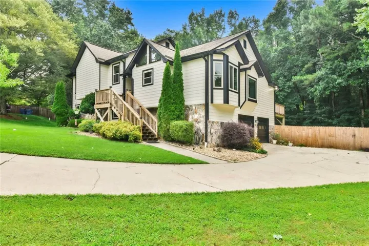 3829 Lamplighter Circle, Duluth, Georgia 30096