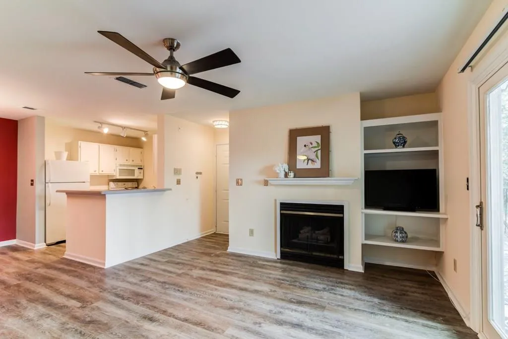 528 Granville Court Unit 528, Sandy Springs, Georgia 30328, 1 Bedroom Bedrooms, ,1 BathroomBathrooms,Residential,Sold,528 Granville Court Unit 528,5966060