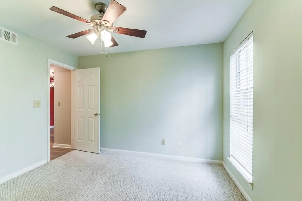 528 Granville Court Unit 528, Sandy Springs, Georgia 30328, 1 Bedroom Bedrooms, ,1 BathroomBathrooms,Residential,Sold,528 Granville Court Unit 528,5966060