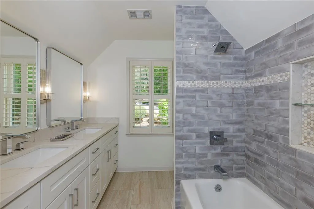 1915 Monticello Ne, Atlanta, Georgia 30350, 5 Bedrooms Bedrooms, ,5 BathroomsBathrooms,Residential,For Sale,1915 Monticello Ne,7751838