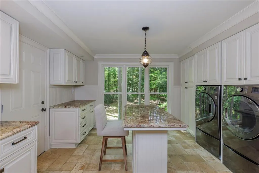 1915 Monticello Ne, Atlanta, Georgia 30350, 5 Bedrooms Bedrooms, ,5 BathroomsBathrooms,Residential,For Sale,1915 Monticello Ne,7751838