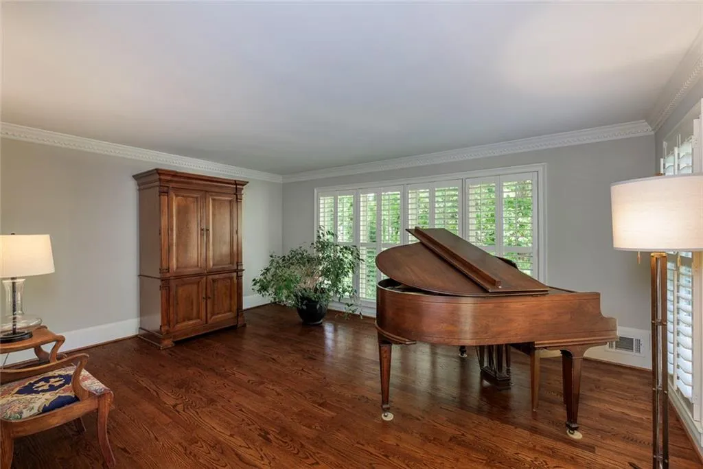 1915 Monticello Ne, Atlanta, Georgia 30350, 5 Bedrooms Bedrooms, ,5 BathroomsBathrooms,Residential,For Sale,1915 Monticello Ne,7751838