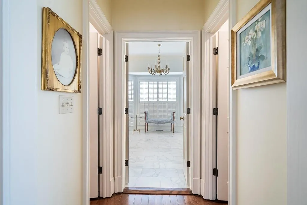 5465 New Wellington Close, Sandy Springs, Georgia 30327, 5 Bedrooms Bedrooms, ,4 BathroomsBathrooms,Residential,Sold,5465 New Wellington Close,6975098