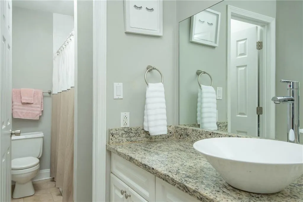 6980 Roswell Road Unit E12, Atlanta, Georgia 30328, 2 Bedrooms Bedrooms, ,1 BathroomBathrooms,Residential,Sold,6980 Roswell Road Unit E12,6084612