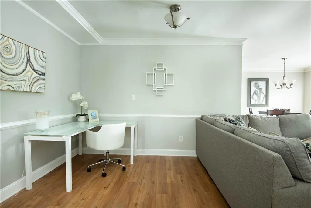 6980 Roswell Road Unit E12, Atlanta, Georgia 30328, 2 Bedrooms Bedrooms, ,1 BathroomBathrooms,Residential,Sold,6980 Roswell Road Unit E12,6084612