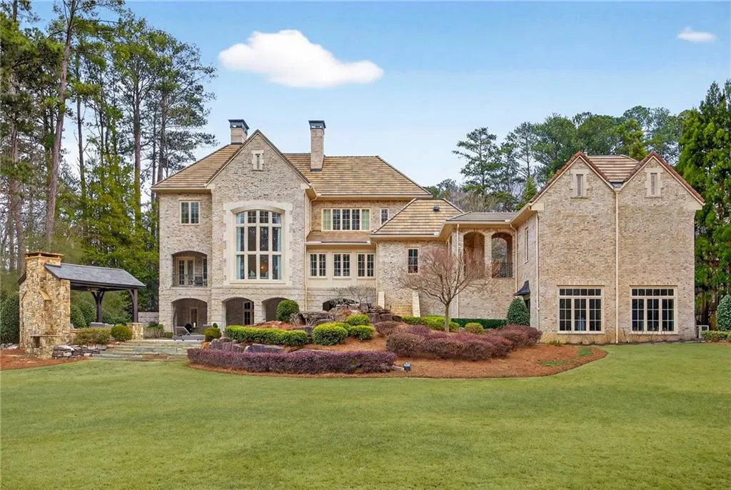 5148 Powers Ferry Road, Sandy Springs, Georgia 30327, 5 Bedrooms Bedrooms, ,7 BathroomsBathrooms,Residential,For Sale,5148 Powers Ferry Road,7731162