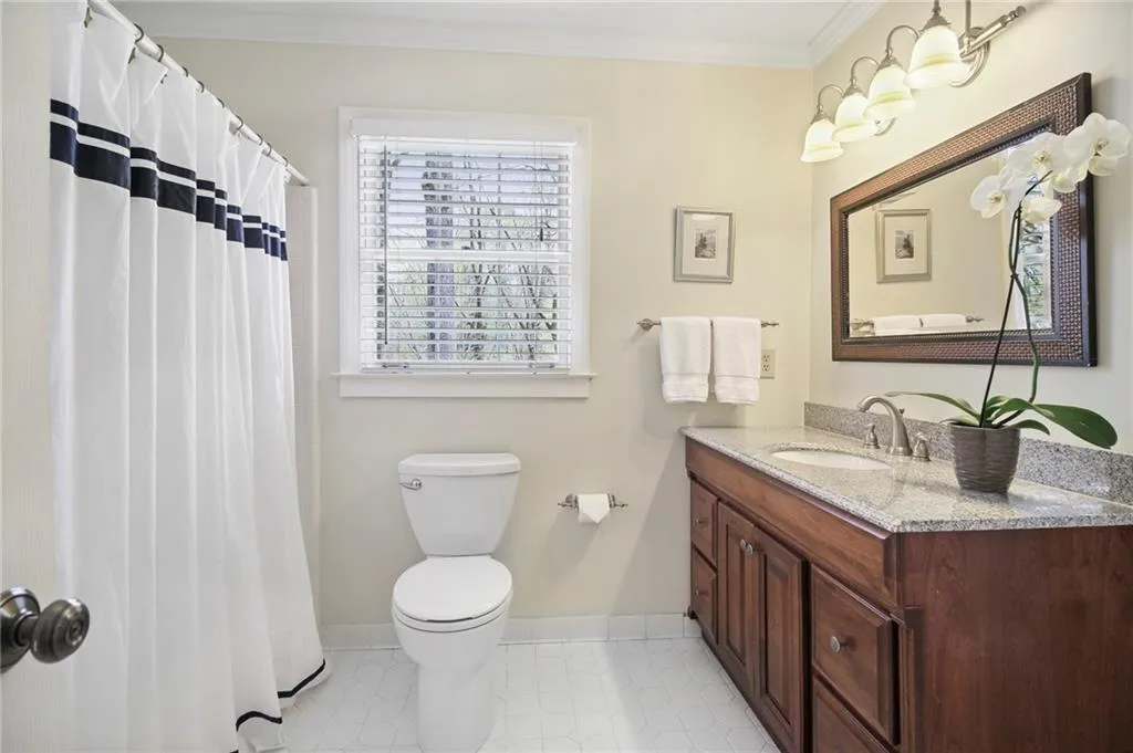 1625 Lazy River Lane, Sandy Springs, Georgia 30350, 5 Bedrooms Bedrooms, ,4 BathroomsBathrooms,Residential,Sold,1625 Lazy River Lane,6864788