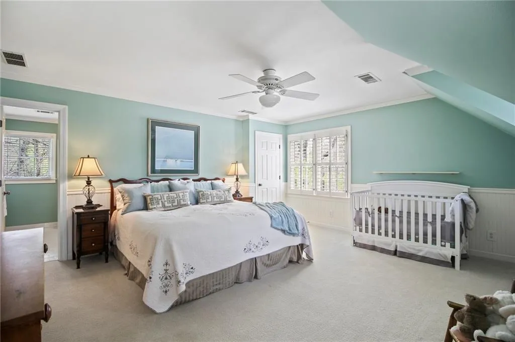 1625 Lazy River Lane, Sandy Springs, Georgia 30350, 5 Bedrooms Bedrooms, ,4 BathroomsBathrooms,Residential,Sold,1625 Lazy River Lane,6864788