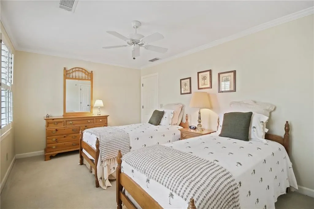 1625 Lazy River Lane, Sandy Springs, Georgia 30350, 5 Bedrooms Bedrooms, ,4 BathroomsBathrooms,Residential,Sold,1625 Lazy River Lane,6864788