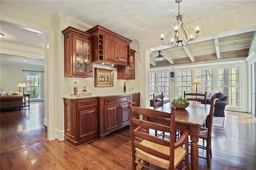 1625 Lazy River Lane, Sandy Springs, Georgia 30350, 5 Bedrooms Bedrooms, ,4 BathroomsBathrooms,Residential,Sold,1625 Lazy River Lane,6864788