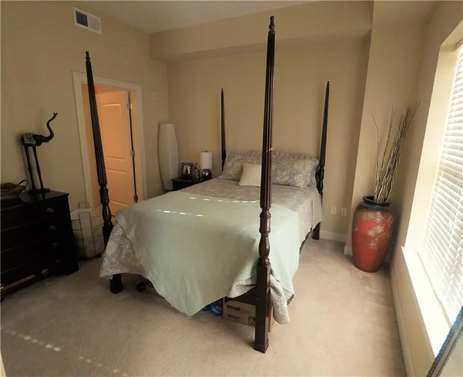200 River Vista Drive Unit 724, Atlanta, Georgia 30339, 2 Bedrooms Bedrooms, ,2 BathroomsBathrooms,Residential,Sold,200 River Vista Drive Unit 724,5785304