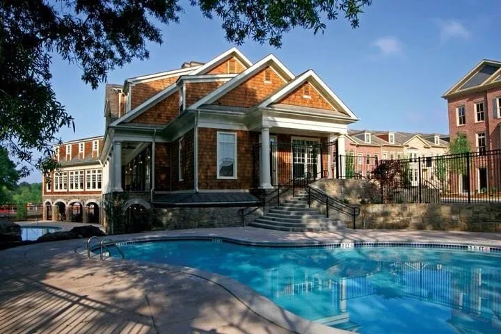 200 River Vista Drive Unit 724, Atlanta, Georgia 30339, 2 Bedrooms Bedrooms, ,2 BathroomsBathrooms,Residential,Sold,200 River Vista Drive Unit 724,5785304