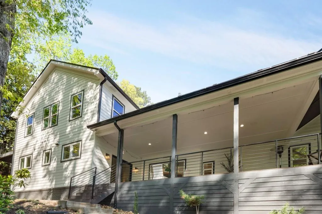 4201 Brookview Drive Se, Atlanta, Georgia 30339, 6 Bedrooms Bedrooms, ,5 BathroomsBathrooms,Residential,For Sale,4201 Brookview Drive Se,7597091