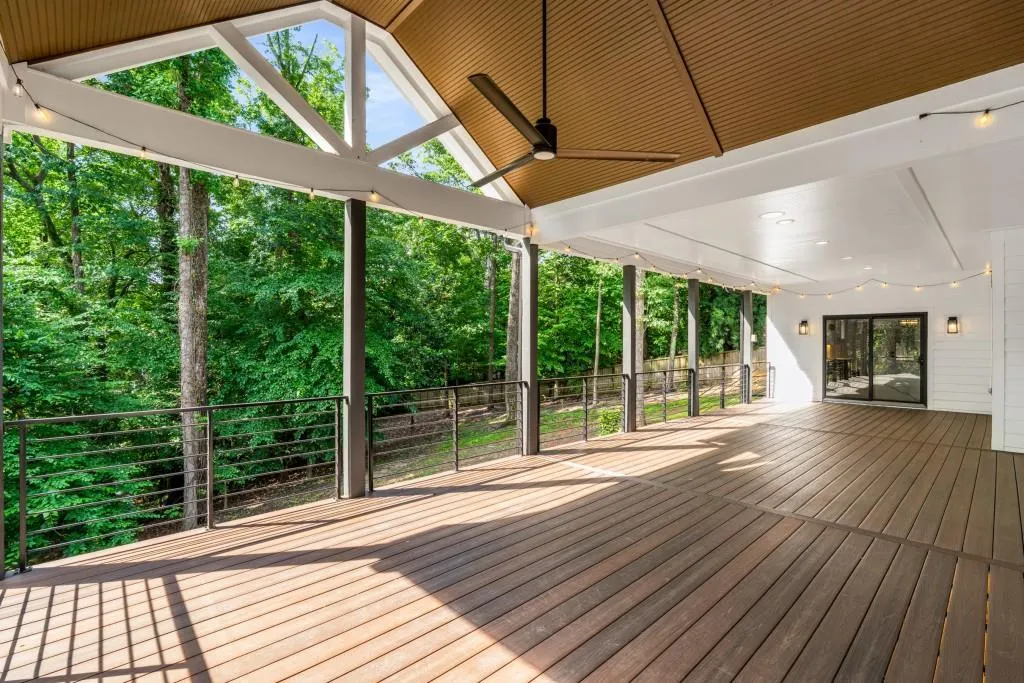 4201 Brookview Drive Se, Atlanta, Georgia 30339, 6 Bedrooms Bedrooms, ,5 BathroomsBathrooms,Residential,For Sale,4201 Brookview Drive Se,7597091