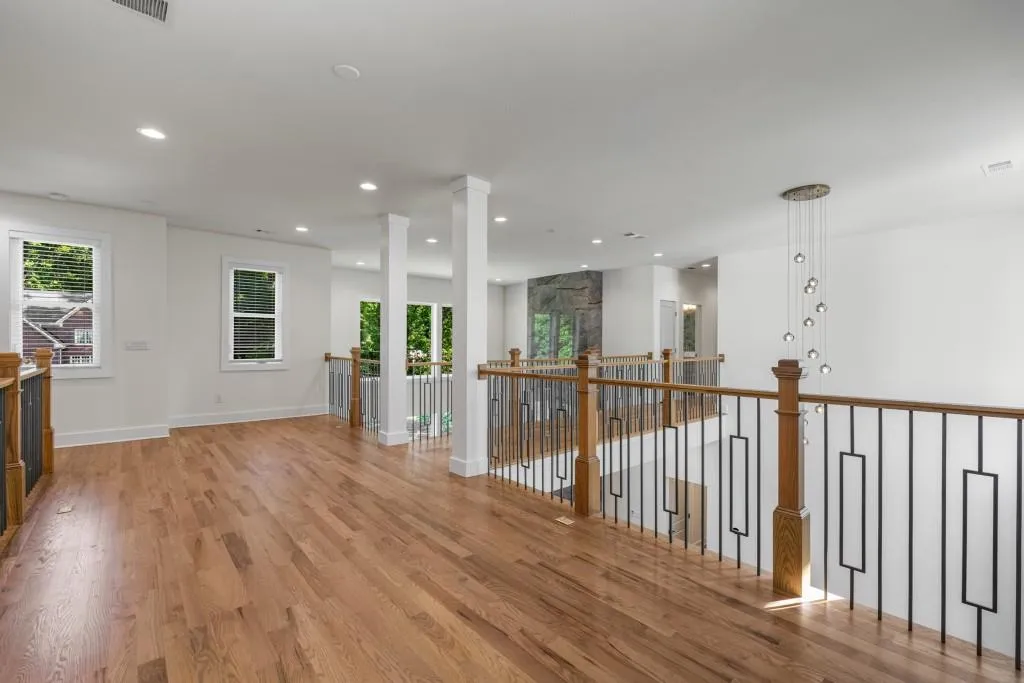 4201 Brookview Drive Se, Atlanta, Georgia 30339, 6 Bedrooms Bedrooms, ,5 BathroomsBathrooms,Residential,For Sale,4201 Brookview Drive Se,7597091