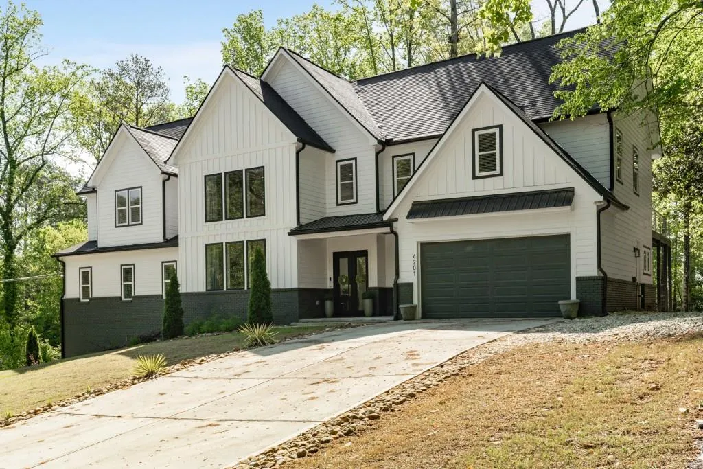 4201 Brookview Drive Se, Atlanta, Georgia 30339, 6 Bedrooms Bedrooms, ,5 BathroomsBathrooms,Residential,For Sale,4201 Brookview Drive Se,7597091