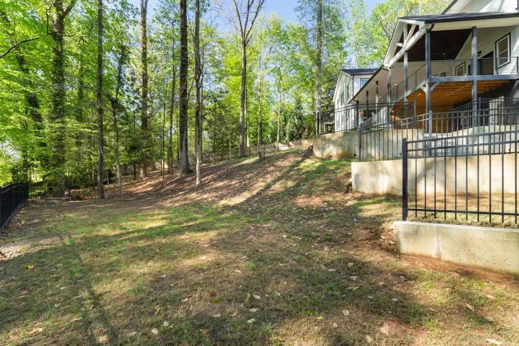 4201 Brookview Drive Se, Atlanta, Georgia 30339, 6 Bedrooms Bedrooms, ,5 BathroomsBathrooms,Residential,For Sale,4201 Brookview Drive Se,7597091